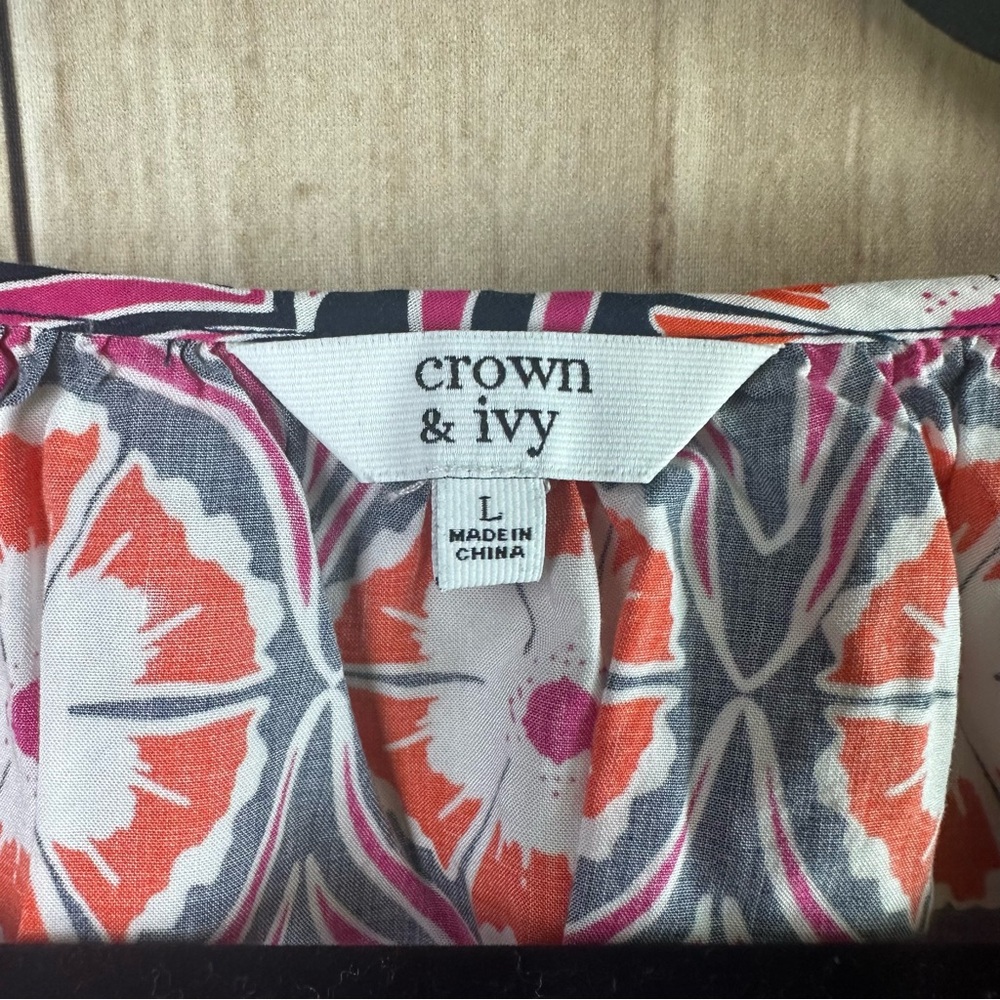 crown & ivy Vibrant Pink and Orange Blouse - Picture 2 of 7